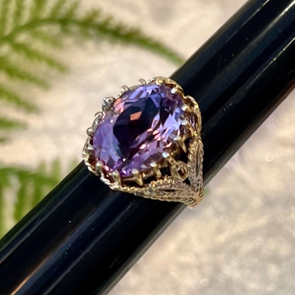 Vintage Estate Giant Amethyst Ring Solid 14k Gold caged prongs Filigree Ring - Picture 13 of 17